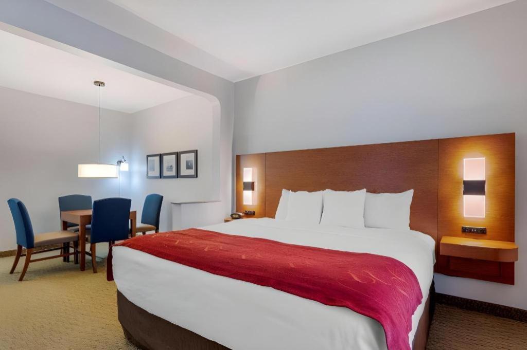 Comfort Suites La Porte Extérieur photo